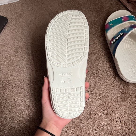 Crocs - Picture 2 of 4